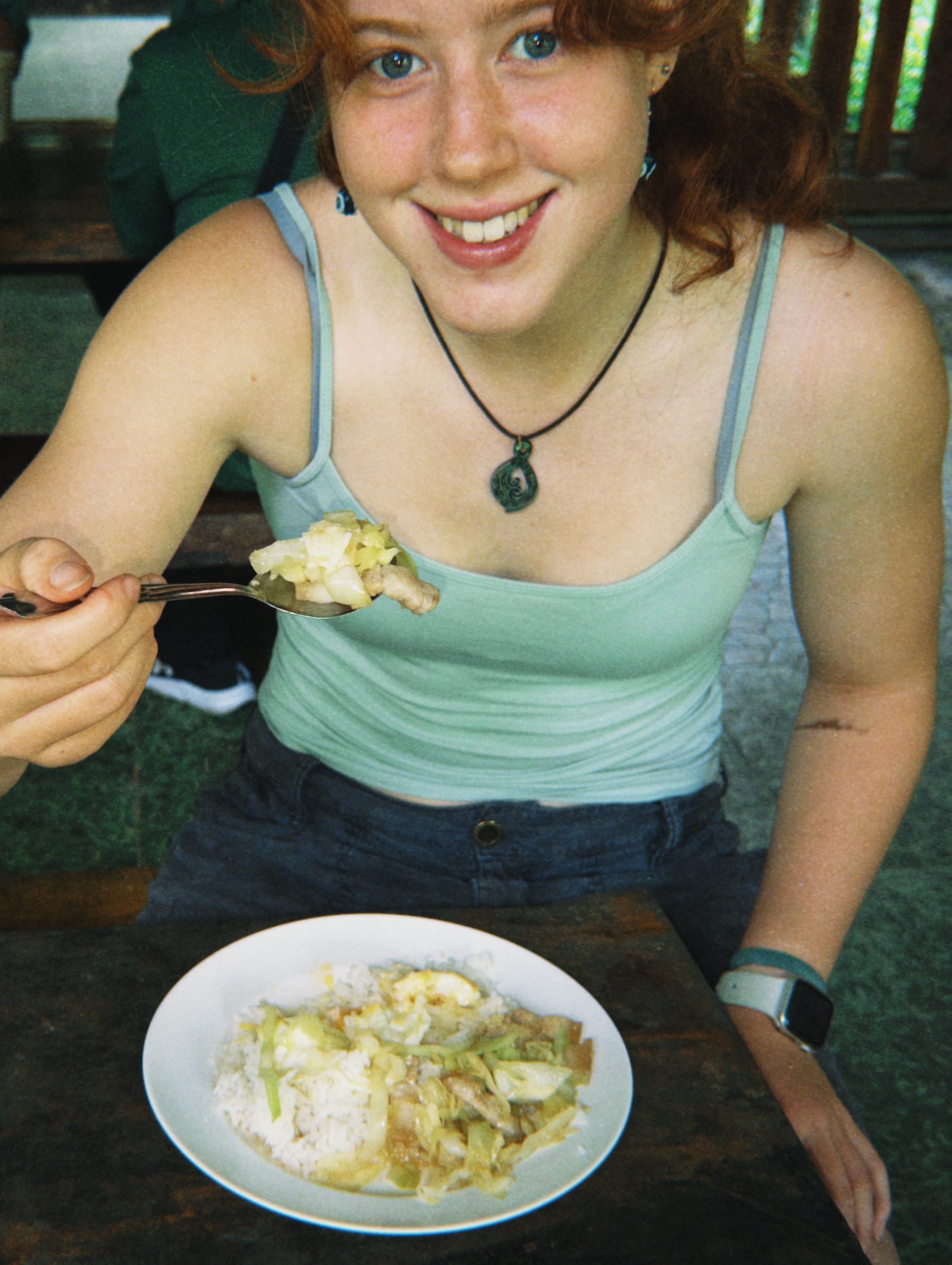 Profile eating in the jungle